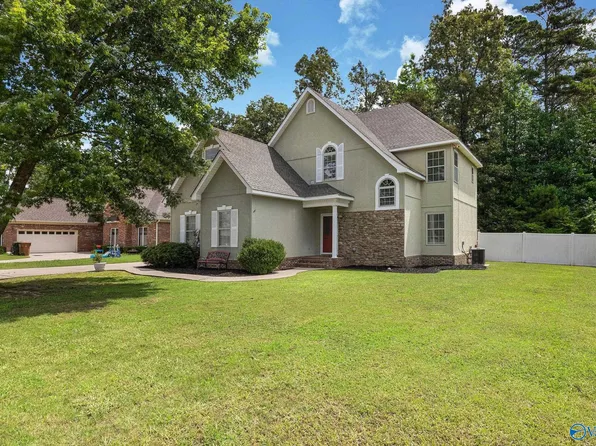 2902 Turtle Pond Ln, Hartselle, AL 35640