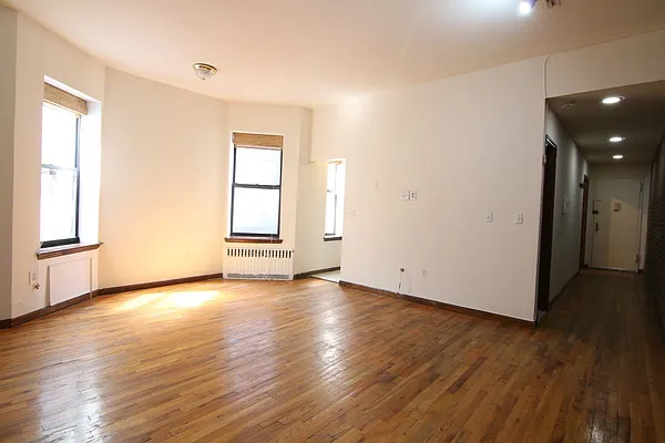 Rented by Guidance Realty Corp. | media 23