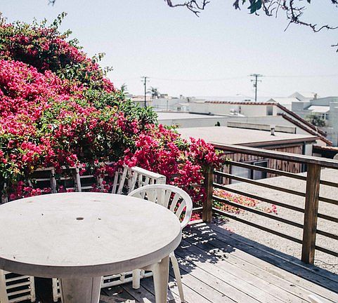 4th image of 21361 Pacific Coast Hwy APT 2