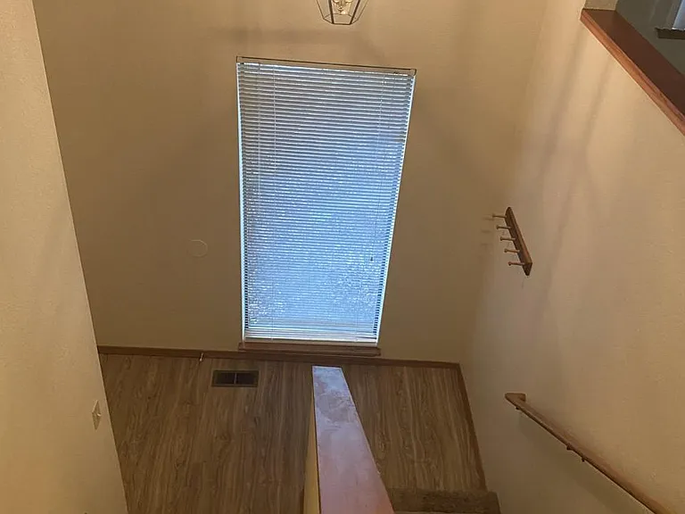 1465 Woodside Ct SE — Photo 8