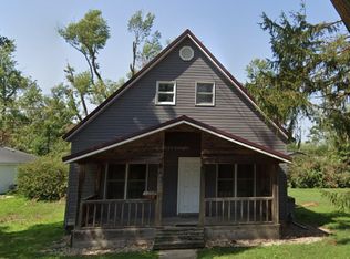 409 W Mulberry St, Chatham, IL 62629