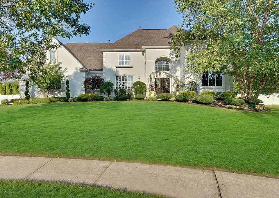 1st image of 1735 Pheasant Hollow Ln