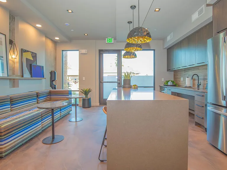 DC Heights Apartments — Photo 12