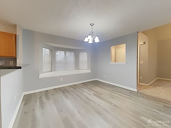 4th image of 2594 Wellington Walk Pl