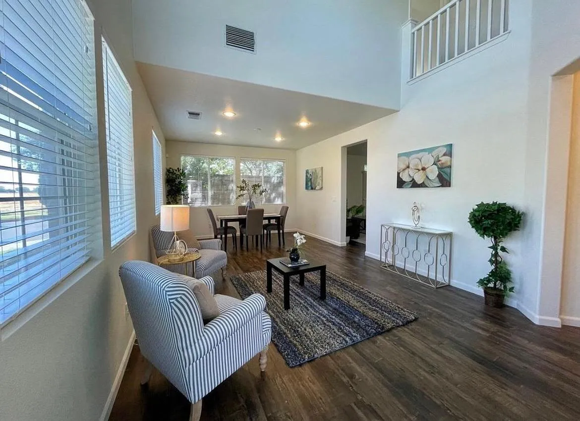 101 Dragonfly Cir — Photo 2