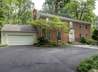 10641 Rock Run Dr, Potomac, MD 20854