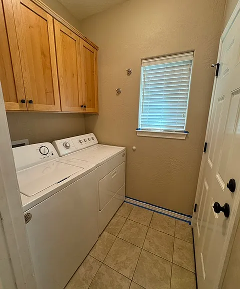 233 Wintersage Cir — Photo 35