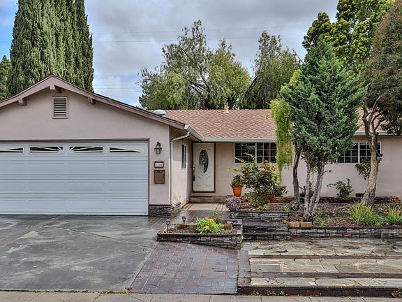 2nd image of 2117 El Capitan Ave