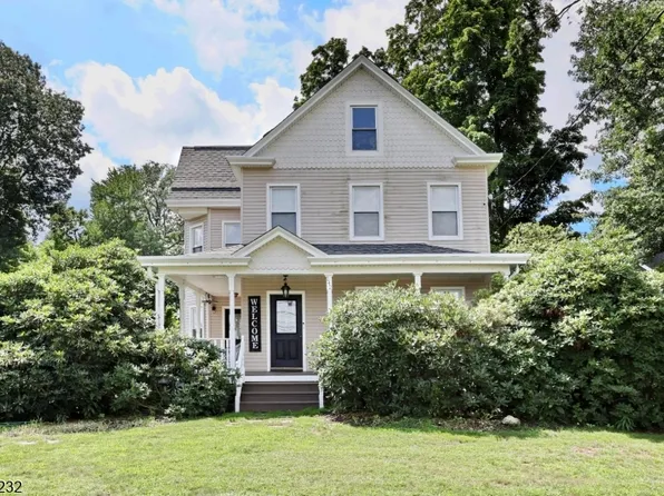 142 Wyckoff, Waldwick Boro, NJ 07463