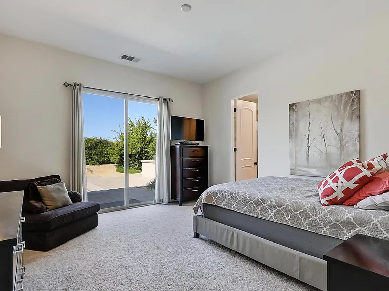 81600 Macbeth St — Photo 25
