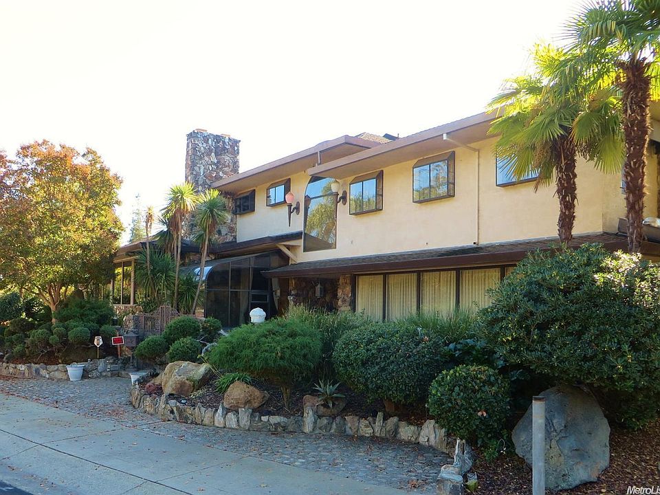 1st image of 1201 Edgewood Dr