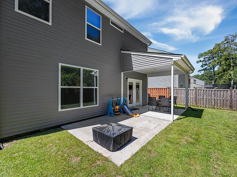 554 Wynfield Forest Dr — Photo 36