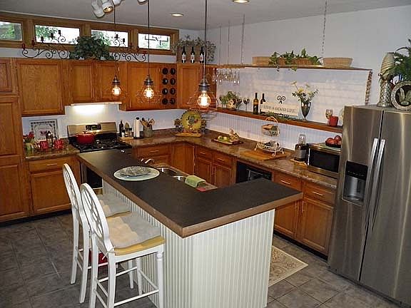 Kitchen work space