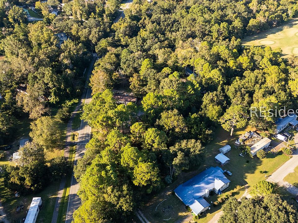 1st image of 1 Farmers Club Dr