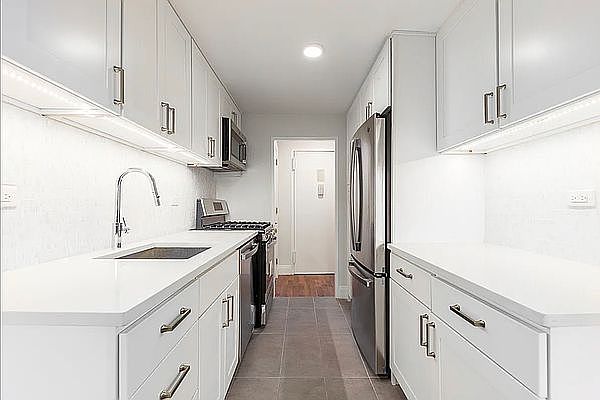 1st image of 120 W 97th St #8CC