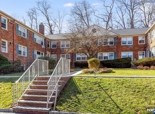 24 Hutton Ave APT 35, West Orange, NJ 07052