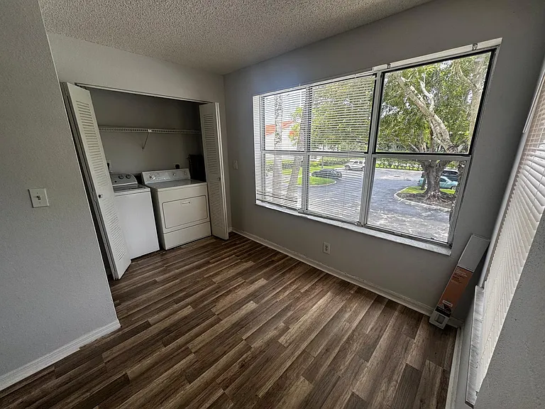 3360 Pinewalk Dr #1324-1 — Photo 5