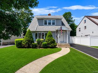 33 Sherman Street, Merrick, NY 11566