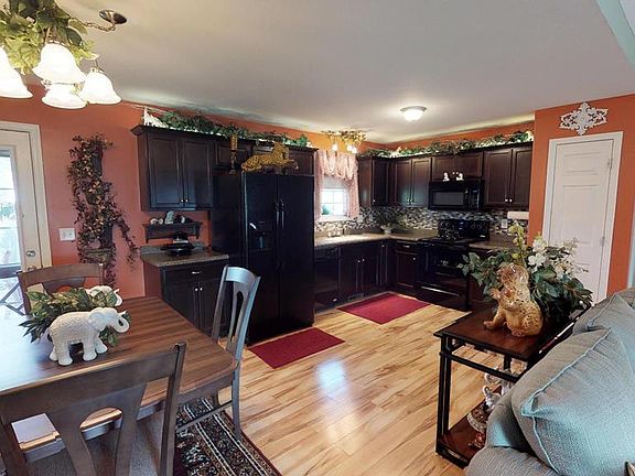 4th image of 66 Mallard Ln