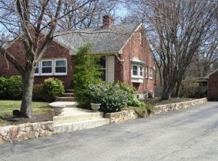 16 Penns Hill Rd, Quincy, MA 02169