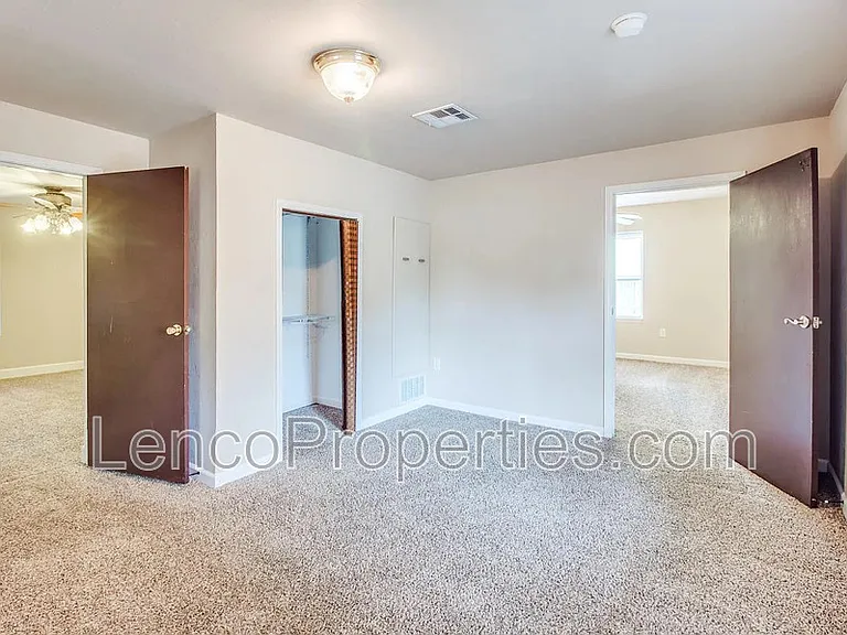 327 S Ponca Ave — Photo 7