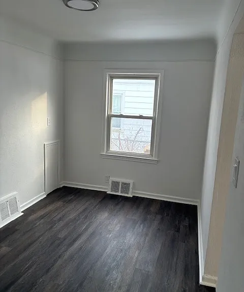 9912 Rockland — Photo 3
