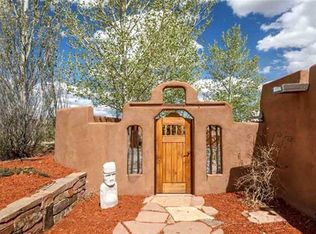 19 Altura Rd, Santa Fe, NM 87508