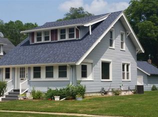 921 Garfield Ave, Beloit, WI 53511