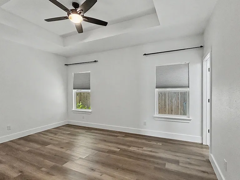 109 Sample St — Photo 5