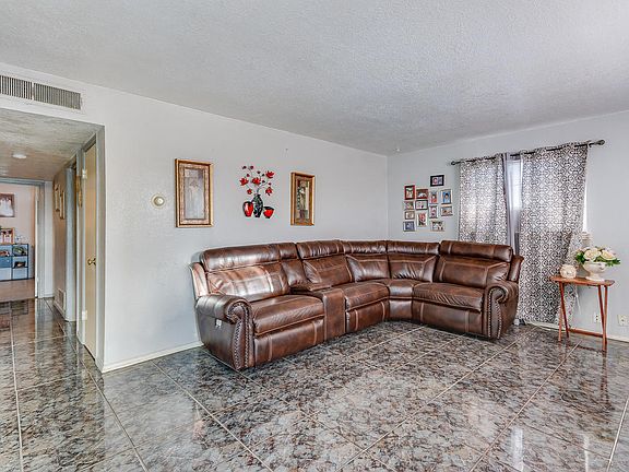 3rd image of 496 Saint Marys Dr