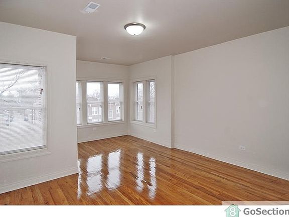 5th image of 4833 W West End Ave