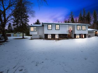 27611 N Bear Lake Rd, Chattaroy, WA 99003