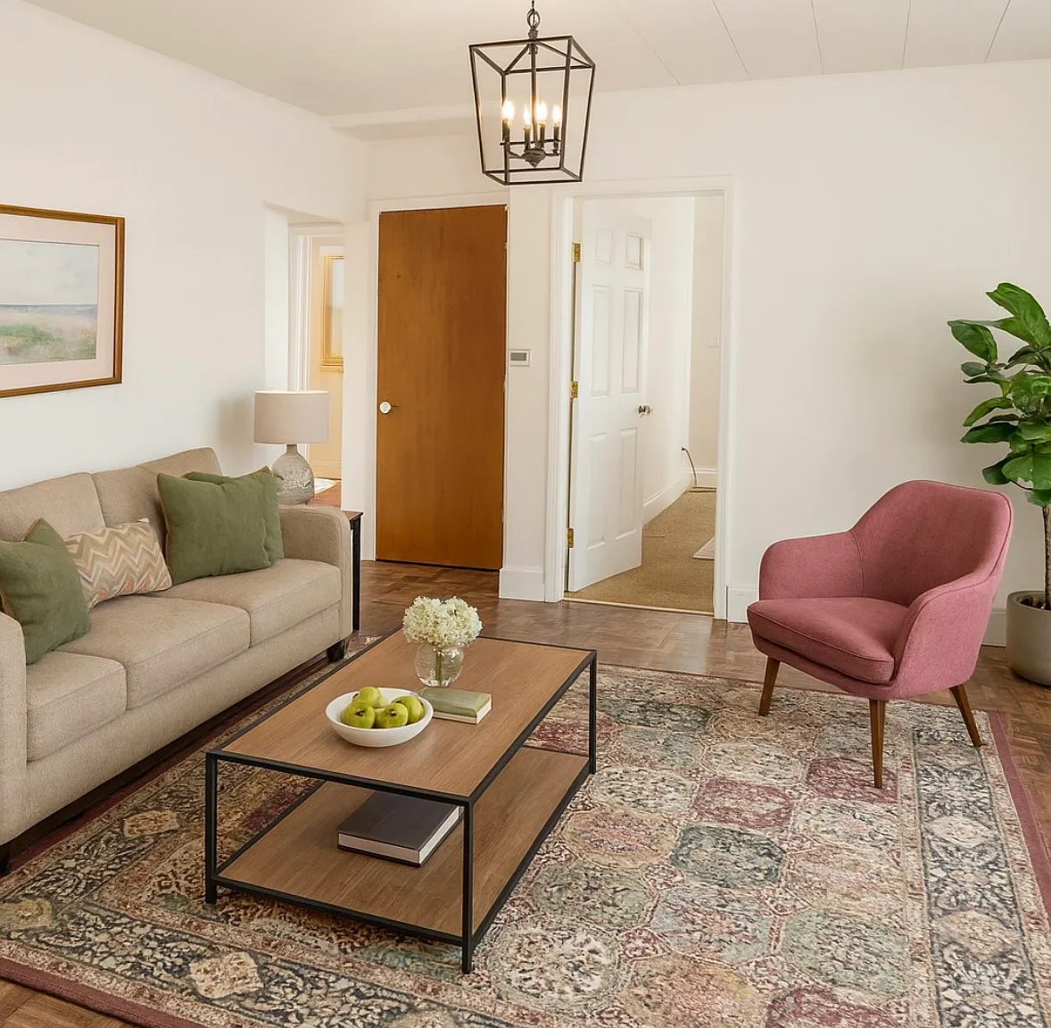 3 bed, 1250 sqft, $2,000 — Photo 2