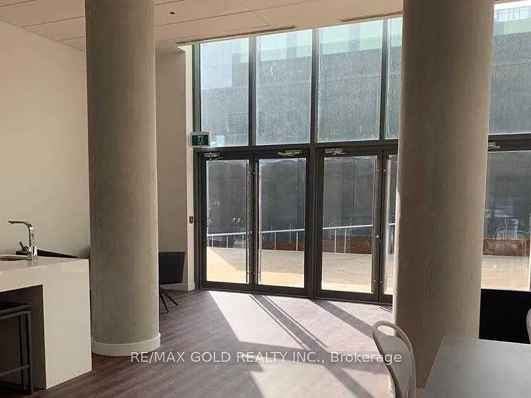 160 Flemington Rd #1208 — Photo 12