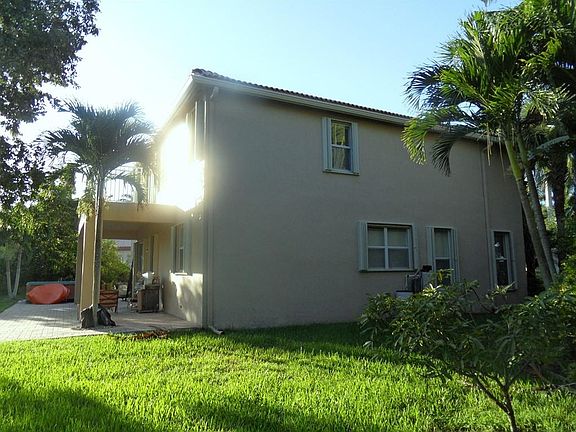 3rd image of 16766 NW 15th St