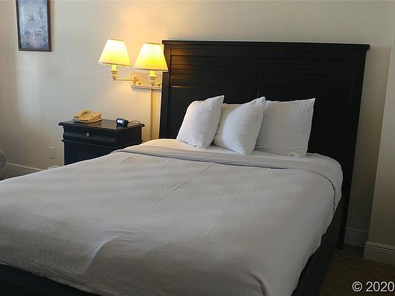 5th image of 2700 N Atlantic Ave #912