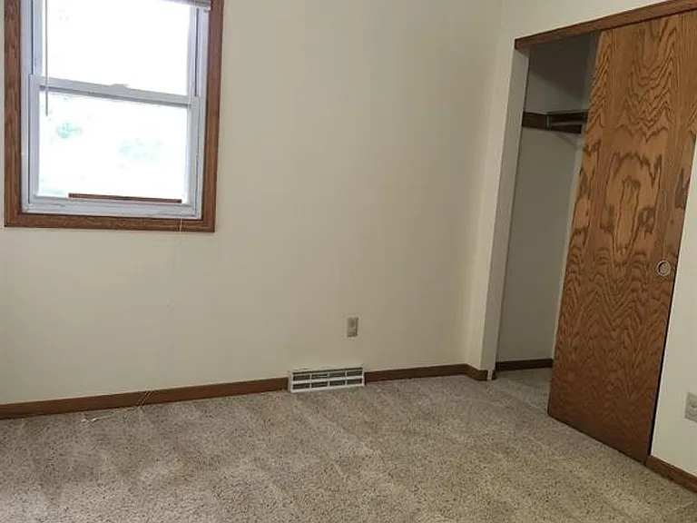 4 La Crescenta Cir — Photo 13