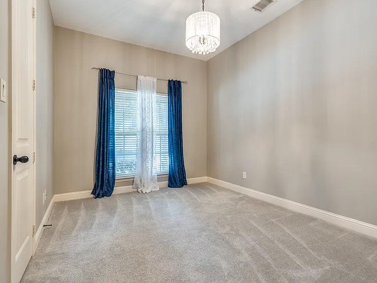 1436 Foster St — Photo 25
