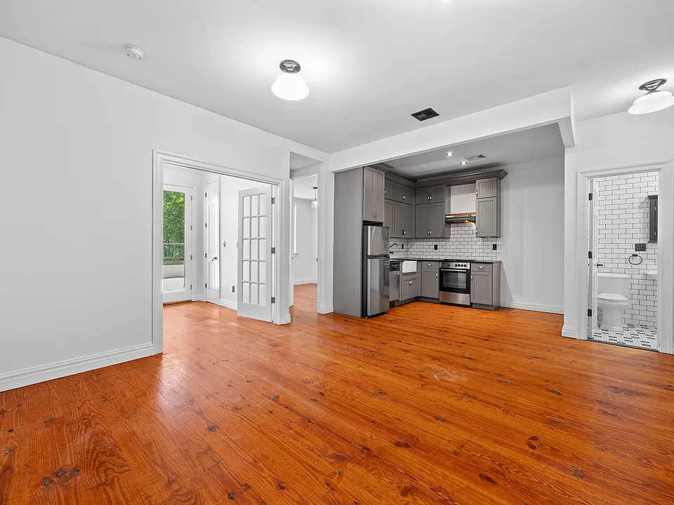 235 Kent Ave #2B