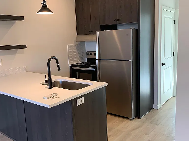 3923 SE 54th Ave #101 — Photo 5
