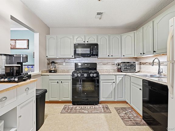 5th image of 4 Nottingham Circle