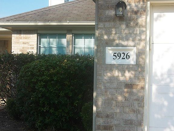 2nd image of 5926 Shining Leaf Ct