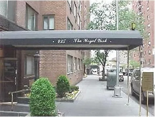 Sold by Douglas Elliman | media 7