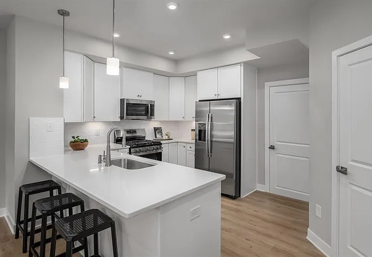 7966 Williamson Blvd — Photo 9