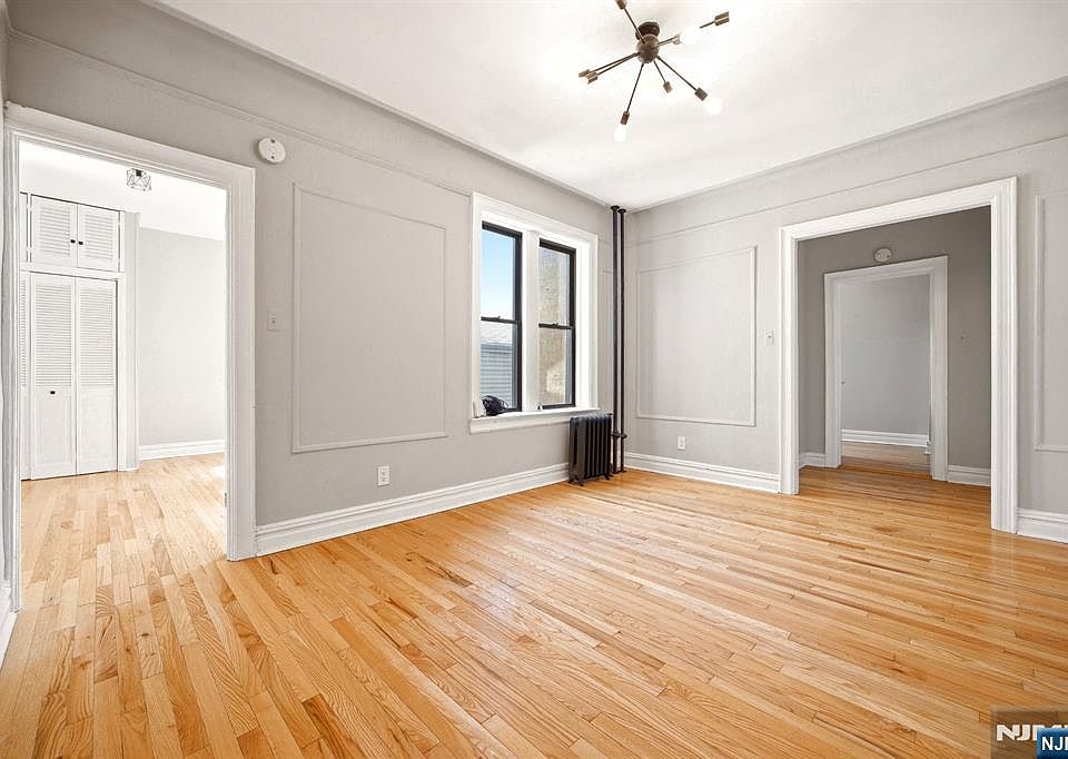 1st image of 100 Prospect St APT 204