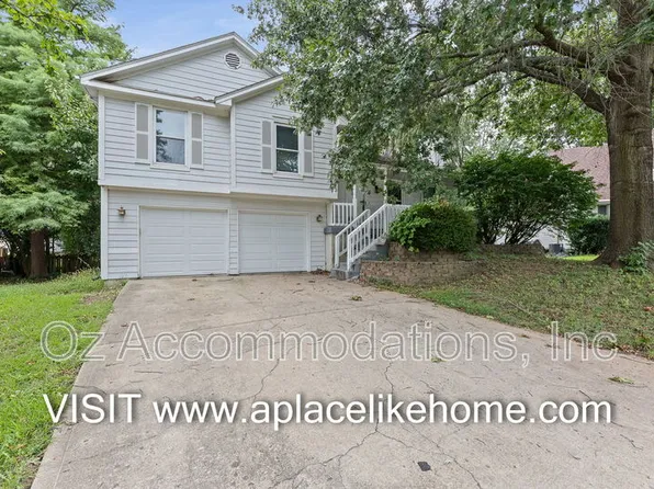 15813 W 125th Ter, Olathe, KS 66062