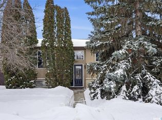 327 Allegretto Cres, Saskatoon, SK S7K6W3