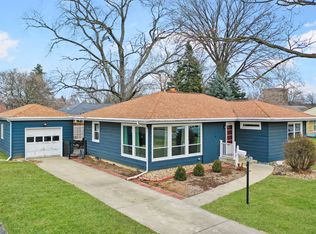 2116 Eastgate Pl, Bloomington, IL