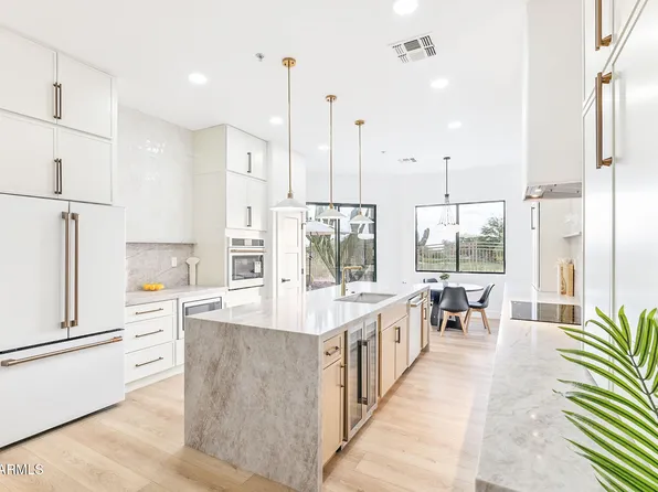 19550 N GRAYHAWK Drive #1117, Scottsdale, AZ 85255