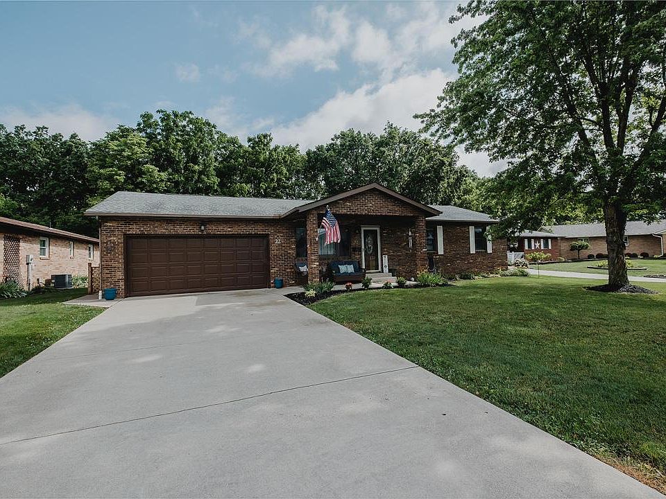 1st image of 22 Cliffview Dr